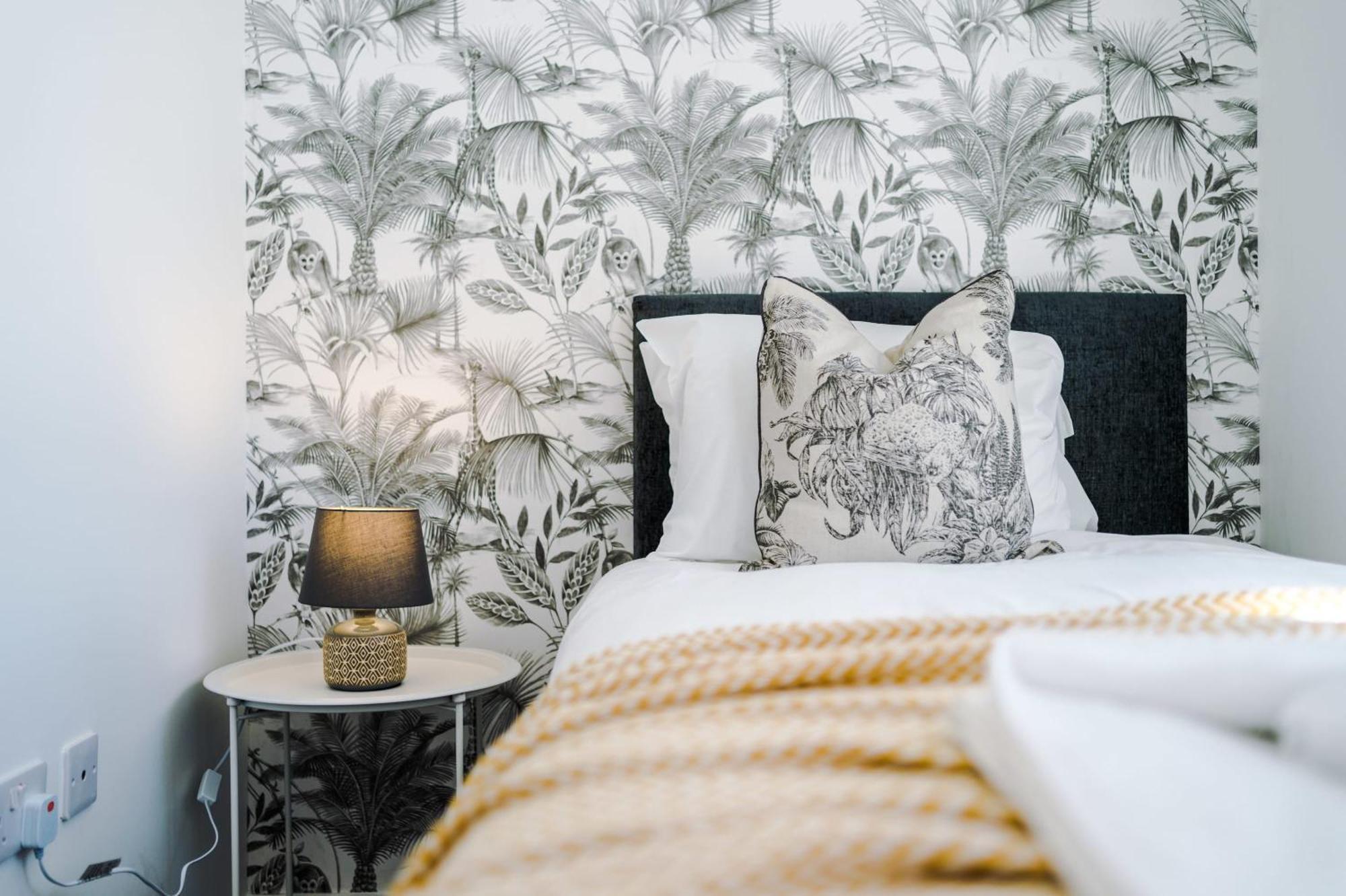 Rest&recharge At Waterway House Holiday home *